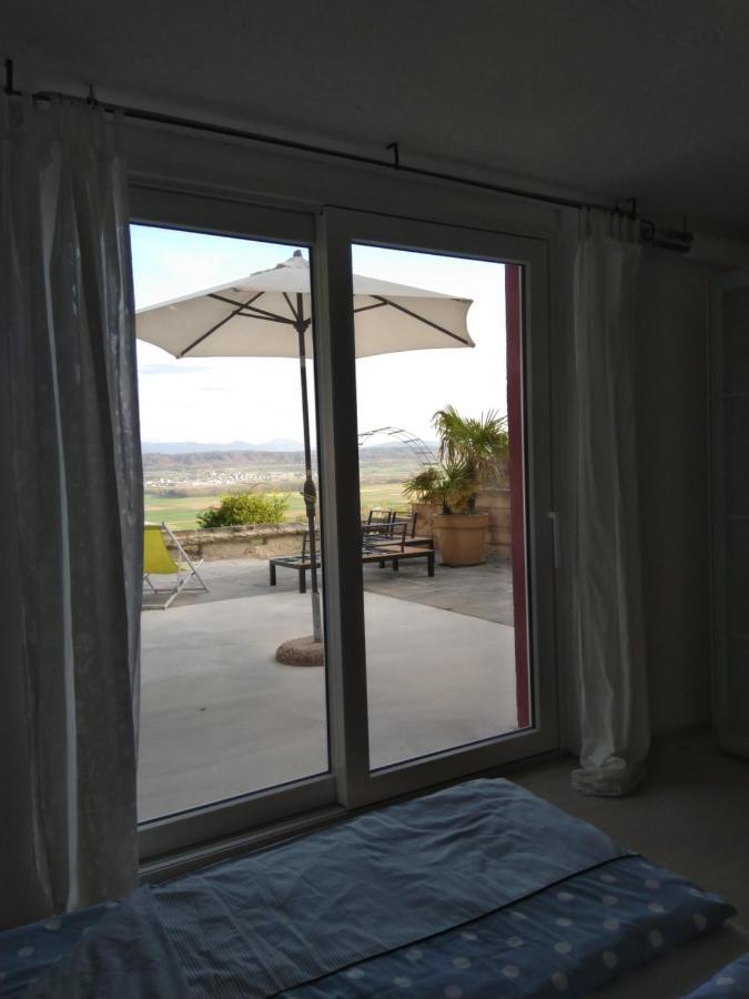 Swiss Borzoi House Bed & Breakfast Vully-les-Lacs Luaran gambar